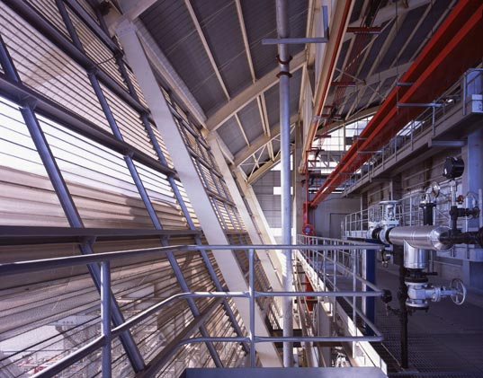 guillermo hevia, chile bottling plant, cristalchile bottling plant, sustainable architecture, passive solar architecture, energy efficient structure, green building, bioclimatic technology