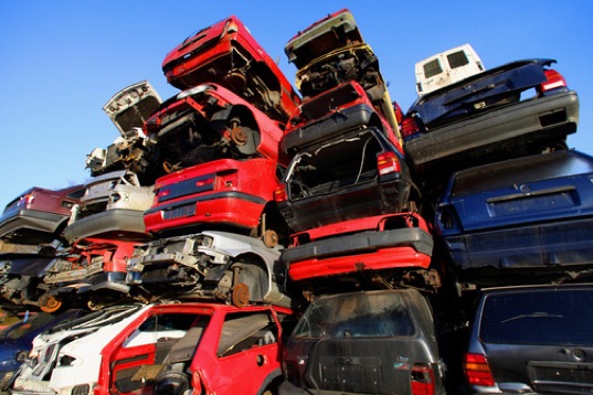 auto graveyard cars, US car fleet, US fleet, alternative transportation, public transporation