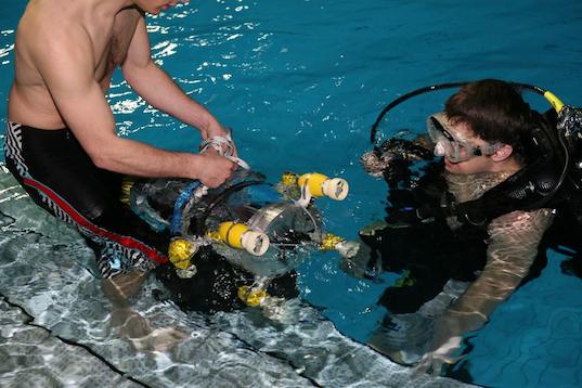 snookie, underwater robot, munchen, autonomous robot, shipwreck, airplane wreck, green design, biomimicry