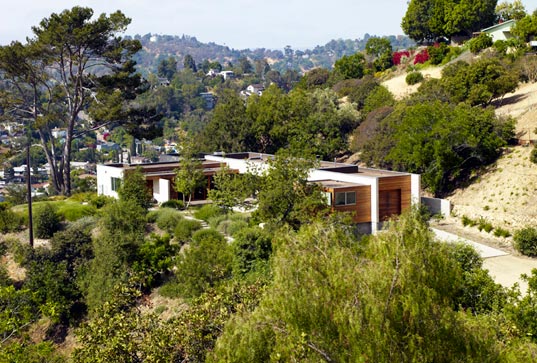 sustainable design, green design, Hidden House by Standard, green building, sustainable architecture, los angeles, efficient architecture, reclaimed materials, green building