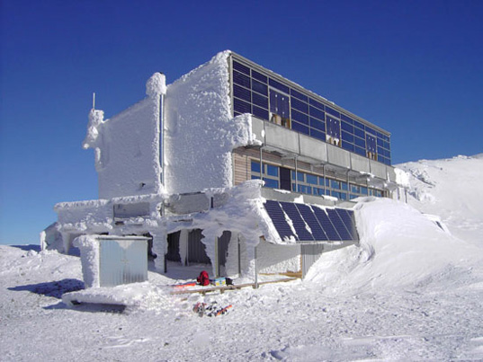 sustainable design, green design, passivhaus, green building, sustainable architecture, passive house, passive solar building, passivhaus institute
