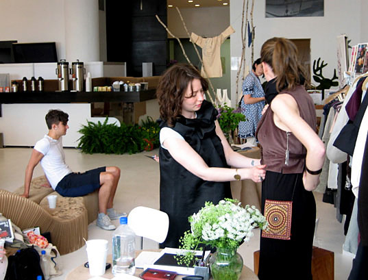 Frei Designs, Anne Novotny, Chicago eco-fashion, Chicago green fashion, Chicago sustainable style, Chicago-made fashion, Frei Designs Persephone dress, hand-dyed fabrics, sustainable fabrics, Frei Designs D&A