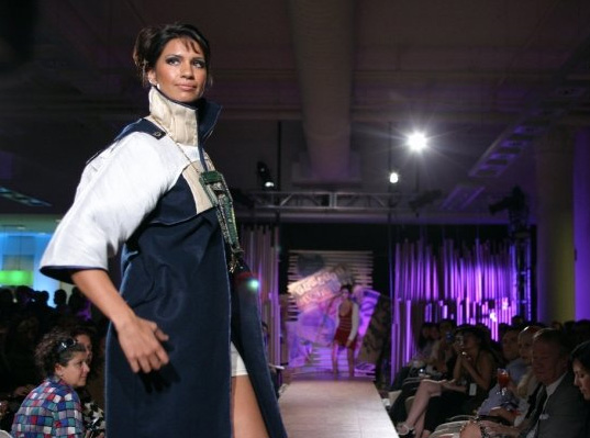 Daphne Woo, Project Earth Day Eco Fashion Show 2008, Green Fashion, Eco Fashion, Sustainable Style, Organic Fashion, Sarah Jakubazs photography, eco fashion, Green Project Runway