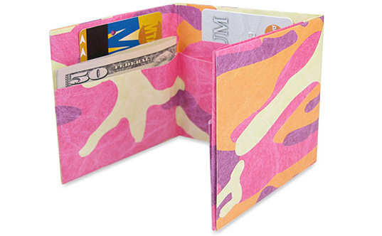 Dynomighty Design, Brooklyn designers, Tyvek Wallets, post-consumer materials, recyclable materials, eco-friendly wallets, dynomighty2.jpg