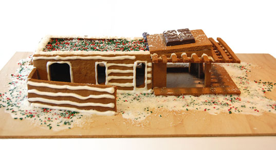 mklotus, gingerlotus, michelle kaufmann, green prefab, prefab designer, gingerbread house, gingerbread house design