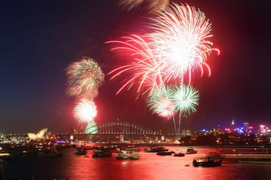 eco-friendly fireworks, green fireworks, 4th of july, independence day, green independence day