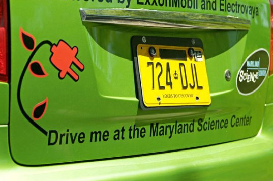 maya 300, all-electric vehicle, electric vehicle, electric car, ExxonMobil, Electrovaya, lithium-ion battery
