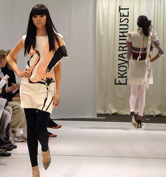 Eko-Laborative, Eko Laborative, Eko-Laborative exhibition, Spring 2009 NY Fashion Week Eko-Laborative, Ekovaruhuset, EKO-LAB, EKO-LAB collective, EKO-LAB eco fashion, EKO-LAB eco designers, Ekovaruhuset NY eco boutique, sustainable style Eko-Laborative, green fashion Eko-Laborative, NY Fashion Week eco fashion