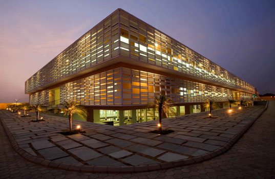 pearl-academy-fashion-11 pearl-academy-fashion-11, Pearl Academy of Fashion, Morphogenesis, Indian Architecture, passive cooling method, sustainable architecture, natural ventilation system, jaali
