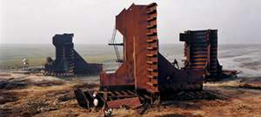 shipbreaking_27_with_cutter shipbreaking_27_with_cutter