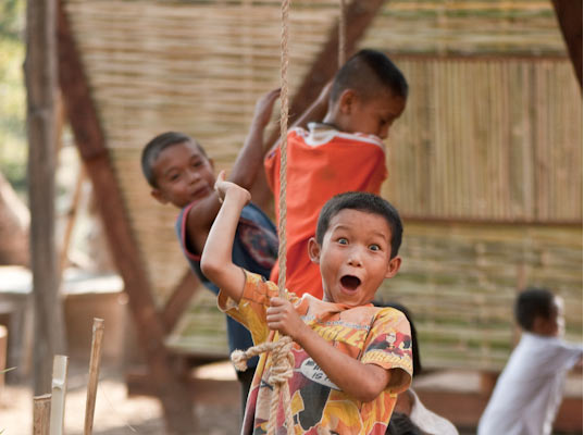 soe ker tie butterfly kids playing soe ker tie, butterfly hut, thai orphanage, thai dorm, thai kids residence, sustainable building, pre-fab housing, tyin tegnestue, nust