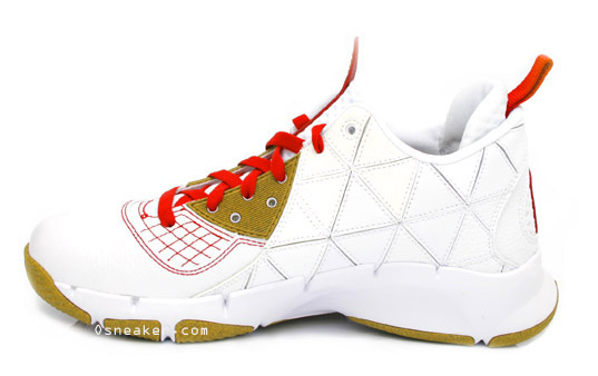 nike zoom trash talk, green design, sustainable accessories, sustainable shoes, recycled materials, nike zoom mvp trash talk all-star game player exclusive
