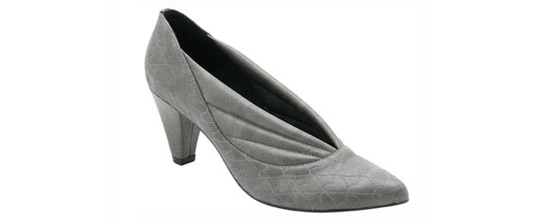 Adorable and easy to wear for any occassion! VEGAN SHOES, VEGETARIAN SHOES, non-leather shoes, ethical shoes, rubber shoes, green shoes, neu aura, green boots, green riding boots, sustainable shoes, eco-sneakers, eco-shoes, eco-fashion