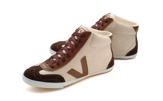 veja sneakers, veja women’s, veja volley, volley sneakers, ethical sneakers, eco sneakers, eco friendly sneakers, veja, organic sneakers